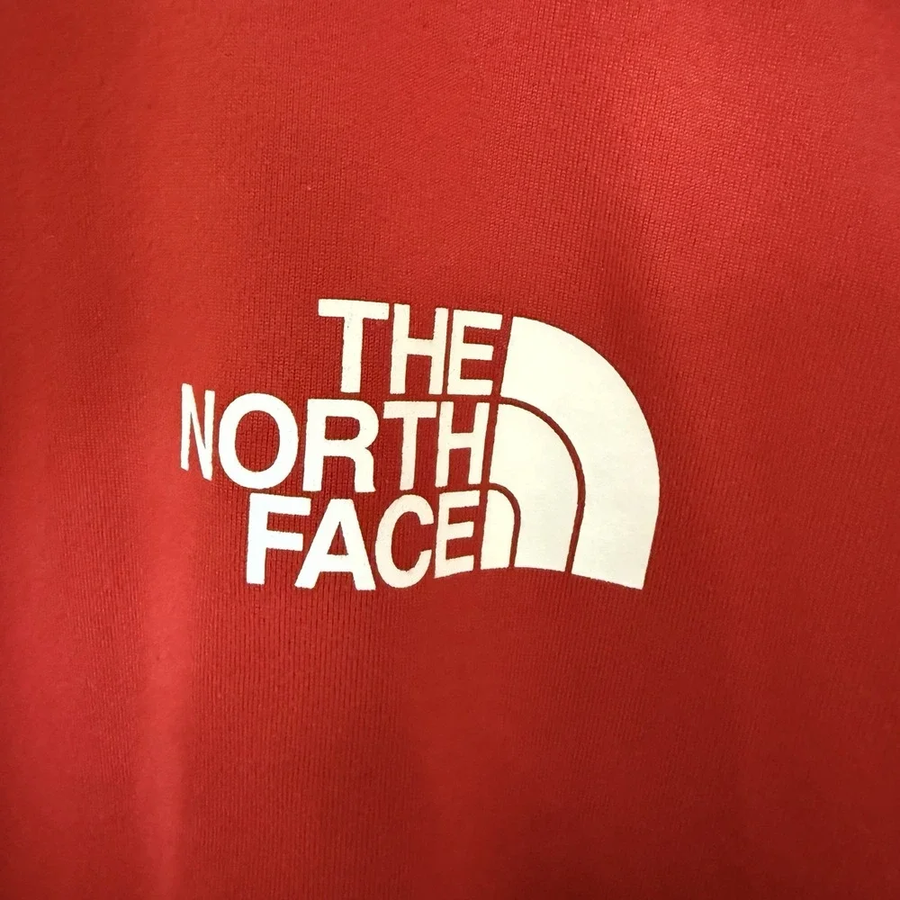The North Face Long Sleeve T Shirt Mens M Red Crew Neck Sleeve Hit Logo Active - Picture 4 of 8